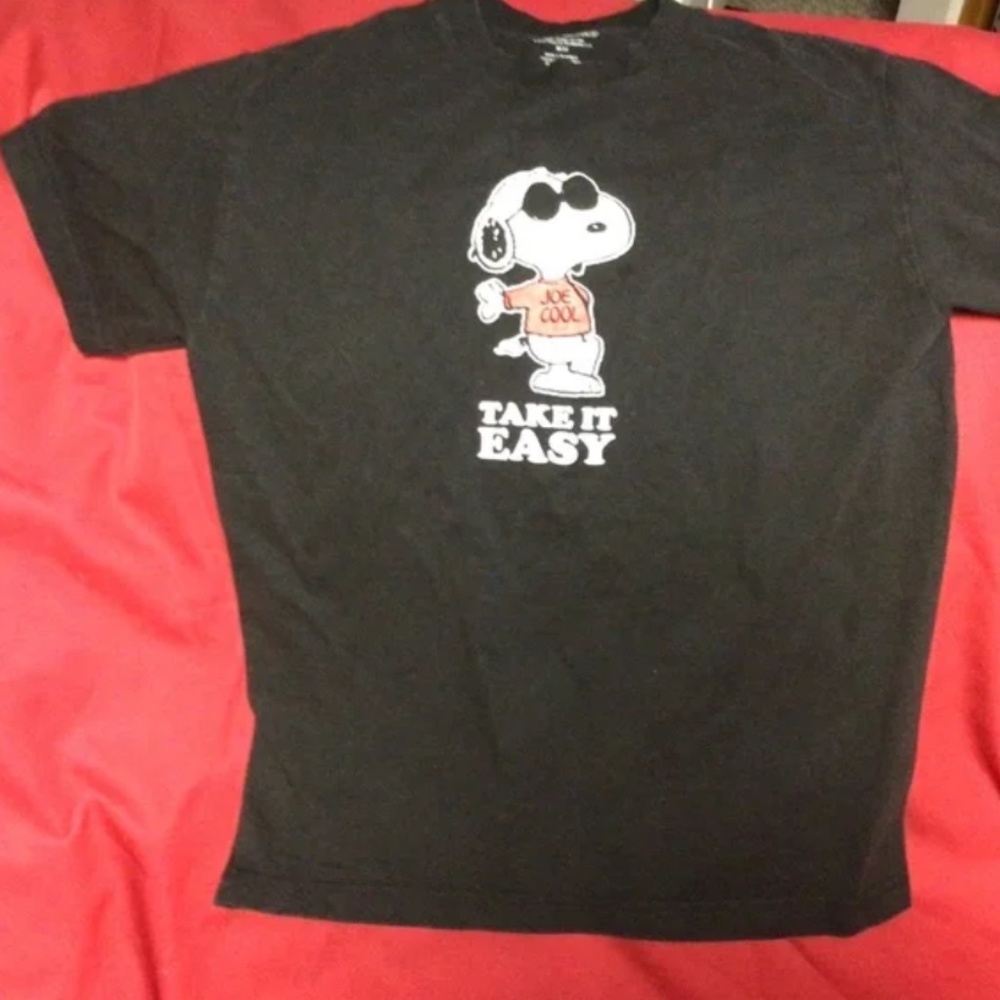 SNOOPY tshirt